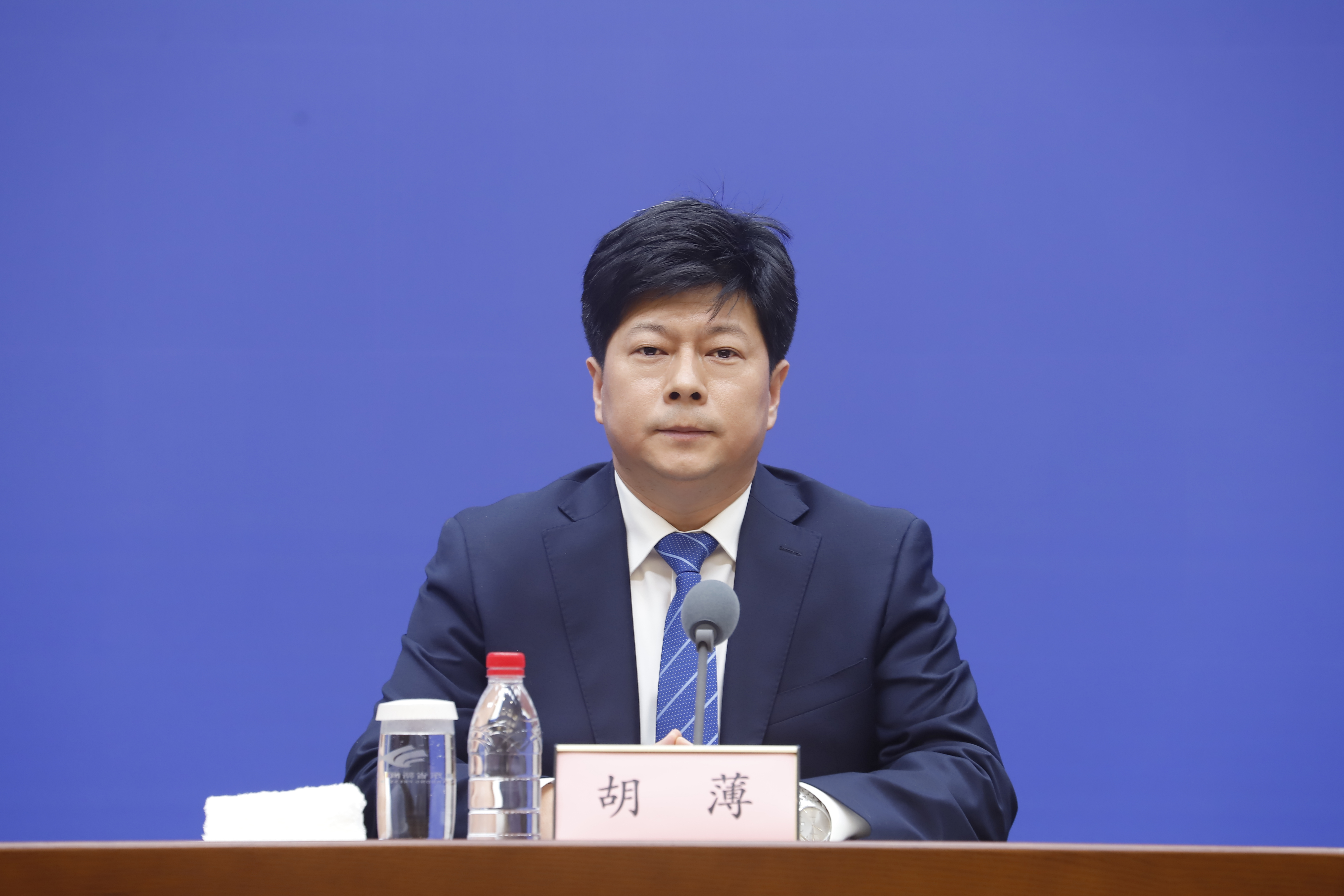 省政府新闻办举行新闻发布会，介绍山东深入实施“八大行动”，推动新能源高水平消纳情况